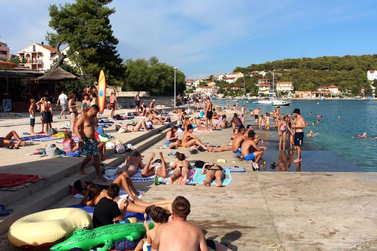 Apartments And Rooms By The Sea Tisno, Murter - 5128 Екстериор снимка